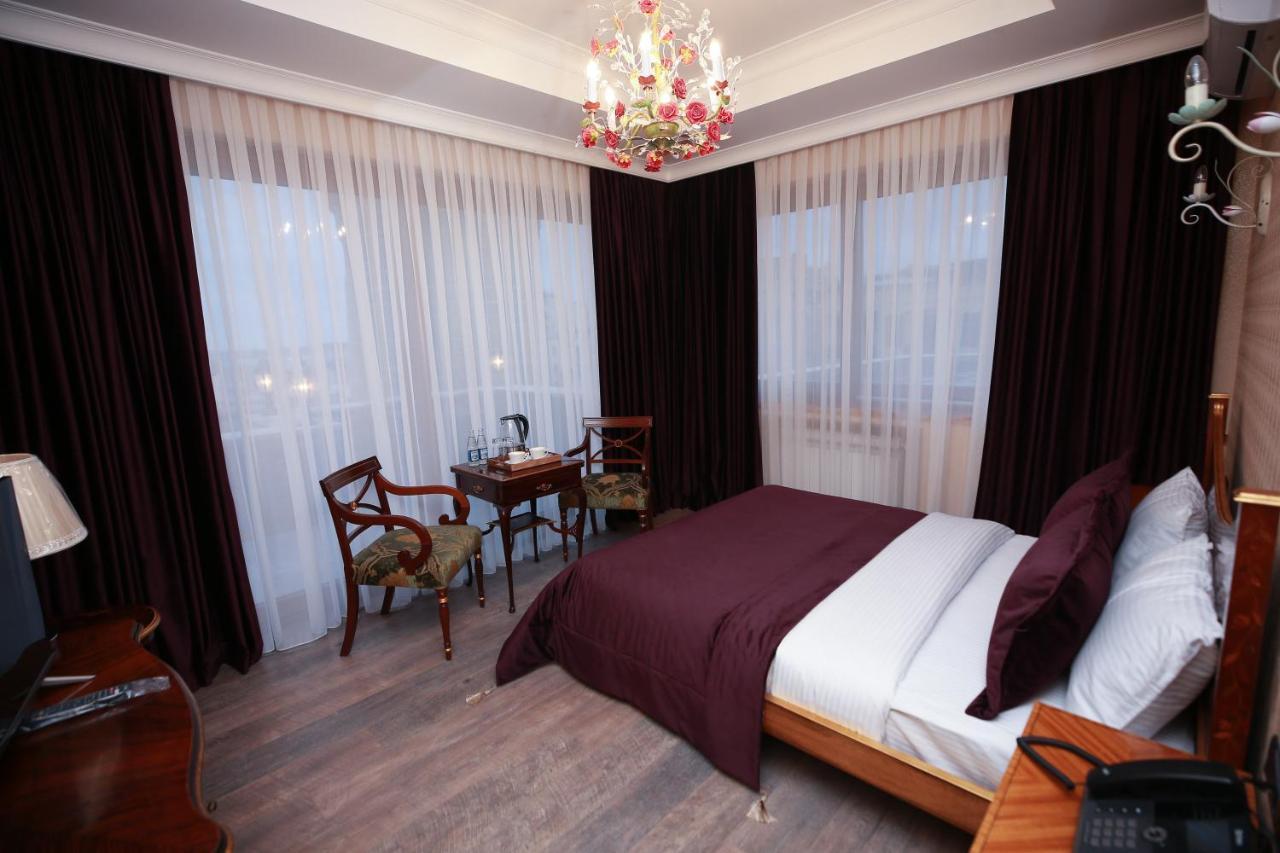 West Inn Hotel & Restaurant Nz บากู ภายนอก รูปภาพ